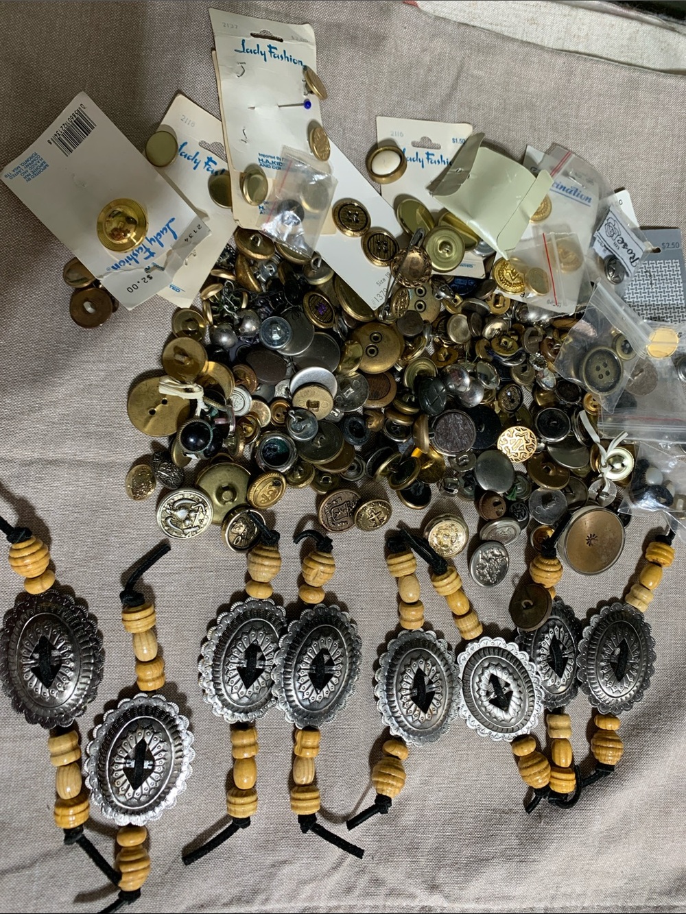 Huge Vintage Craft Lot Metal Buttons Western Boho Conchos Beads Sewing Destash